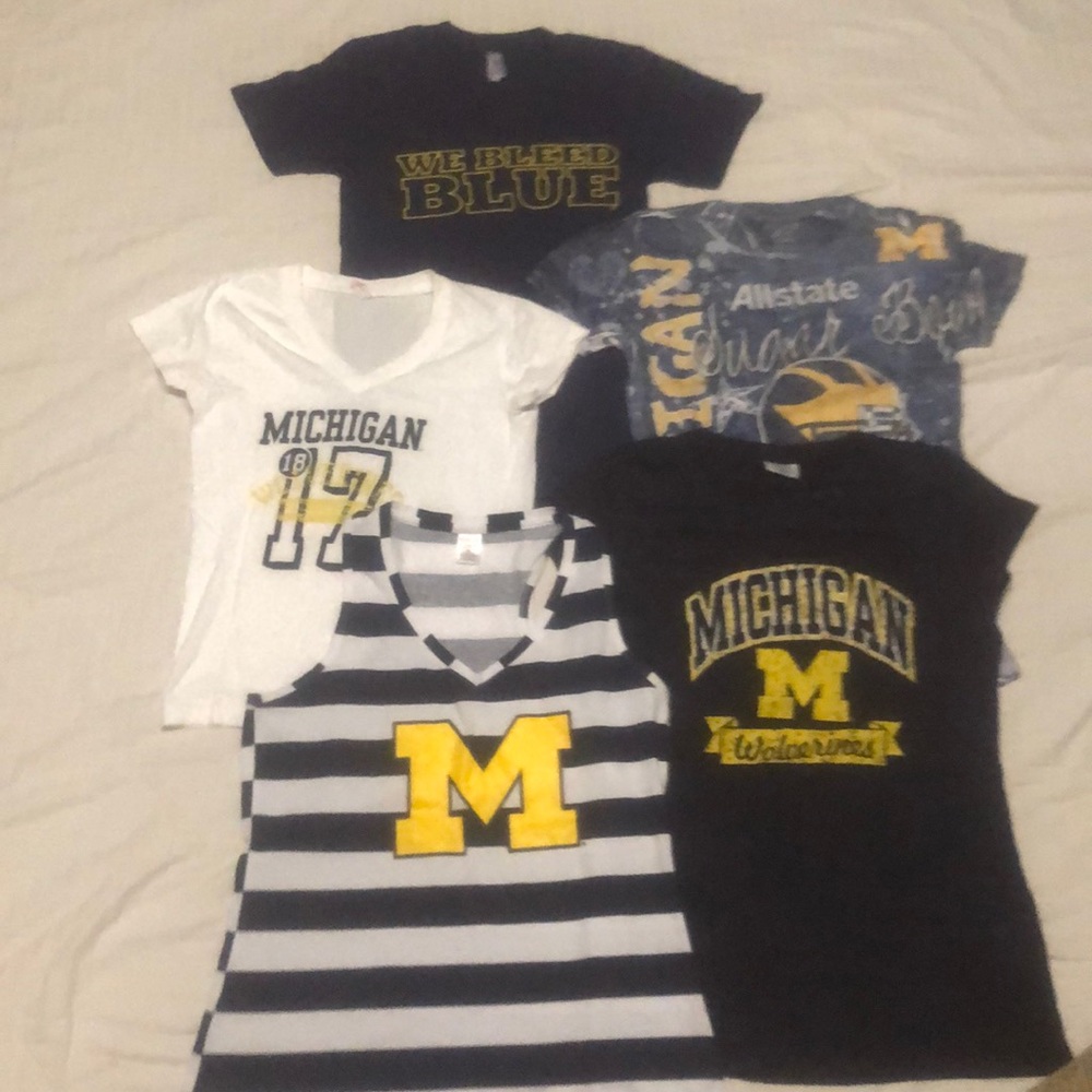 Bundle of 5 U of M women’s tees